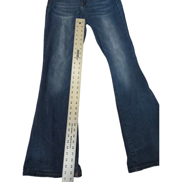 Almost Famous Flare Denim Jeans- Medium Wash- Womens Sz 7 - Picture 3 of 9